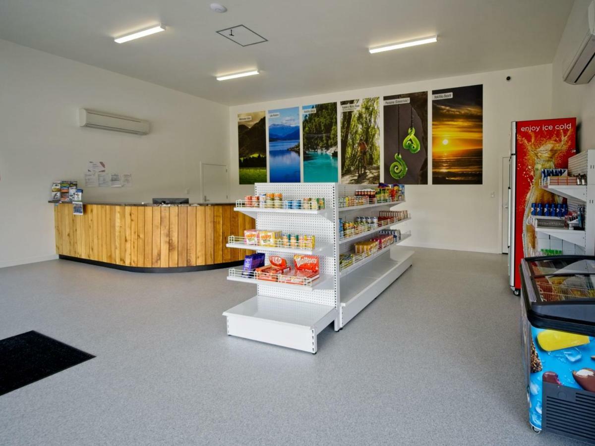Hokitika's Kiwi Holiday Park&Motels Bagian luar foto