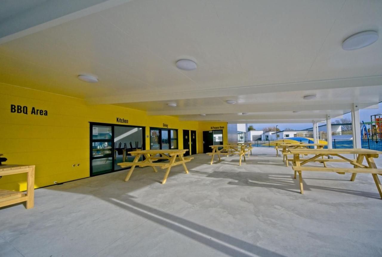 Hokitika's Kiwi Holiday Park&Motels Bagian luar foto